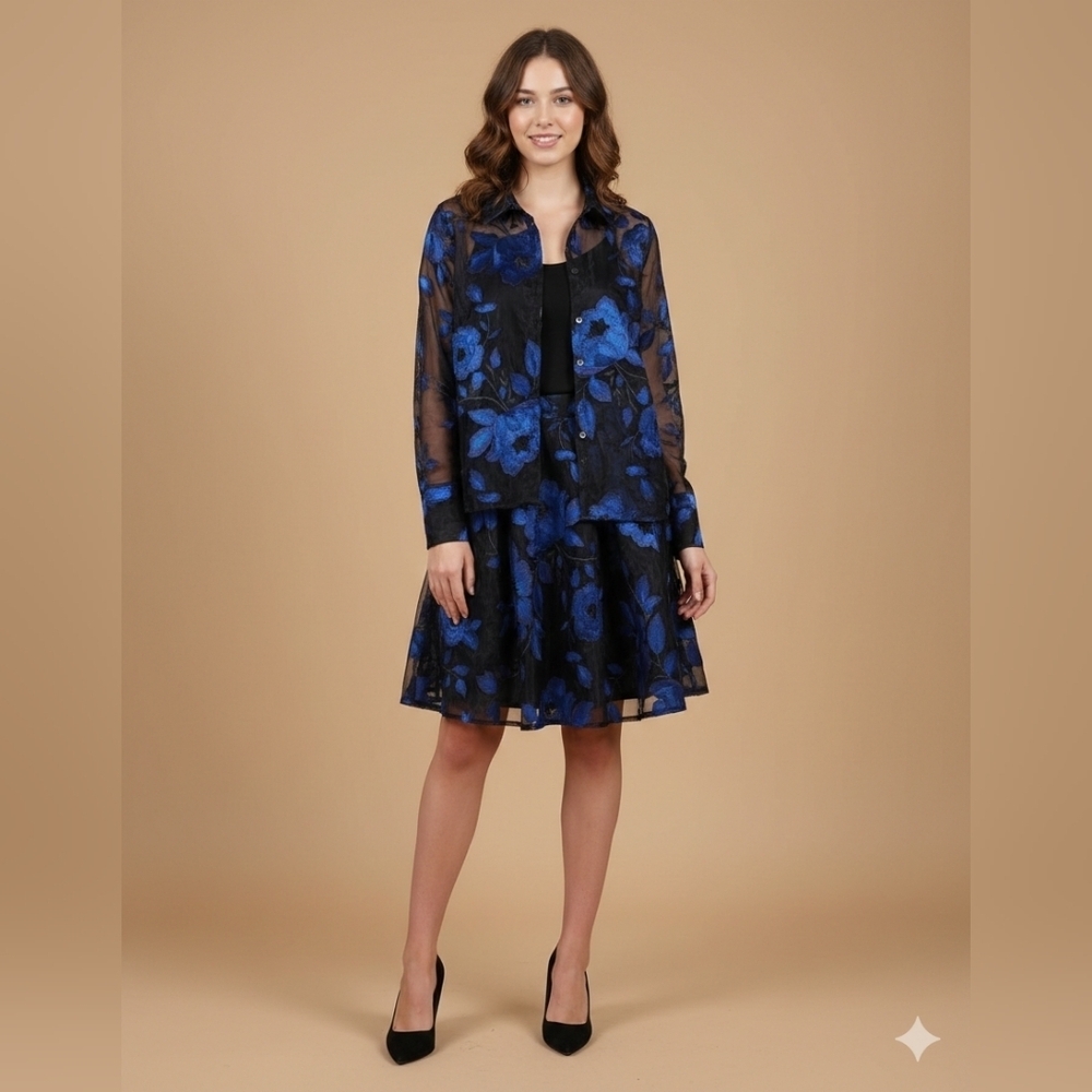 YAS ELEGANT Black and Blue Floral  Two-Piece Set Size M.